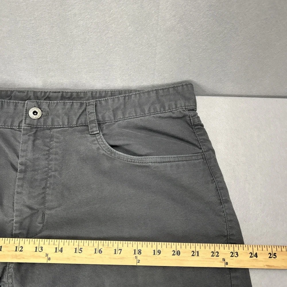 The North Face Motion Pants Men 38x30 Gray Stretch Standard Fit Articulated Knee